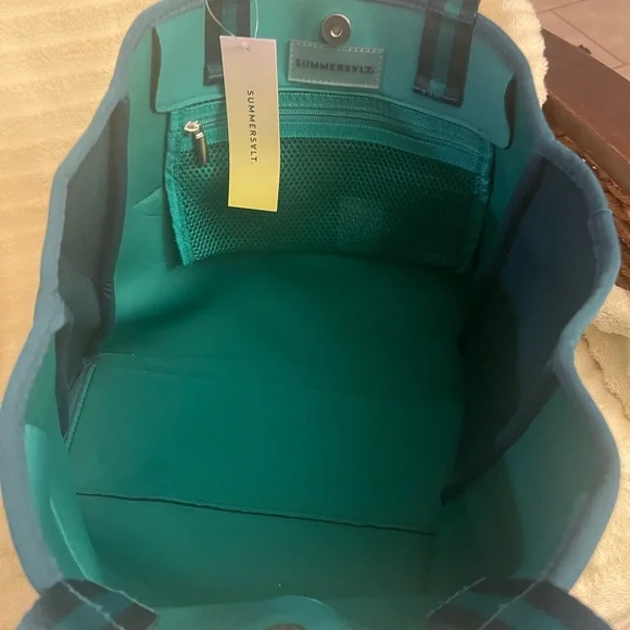 Summersalt Neoprene Tote - Picture 5 of 6